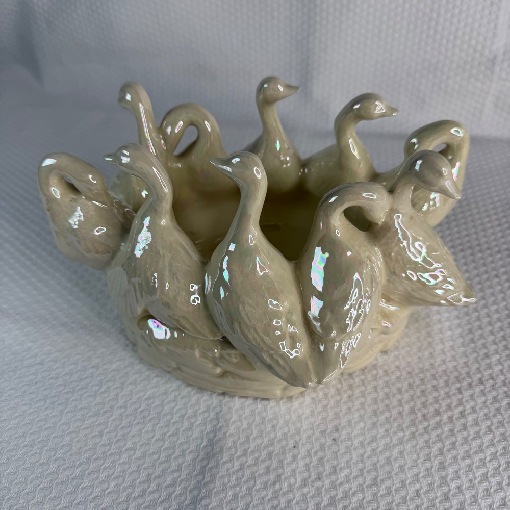 Vintage 1983 Iridescent Pearl Ceramic Geese Centerpiece Oval Bowl 7.5" Planter